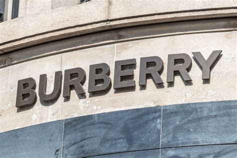 burberry design scholarships|The Burberry Creative Arts Scholarship .